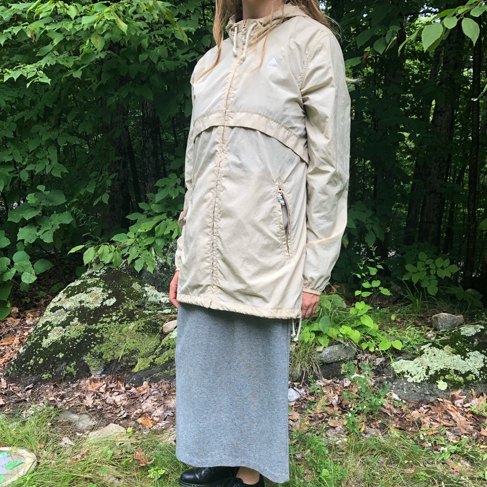 Burton windbreaker